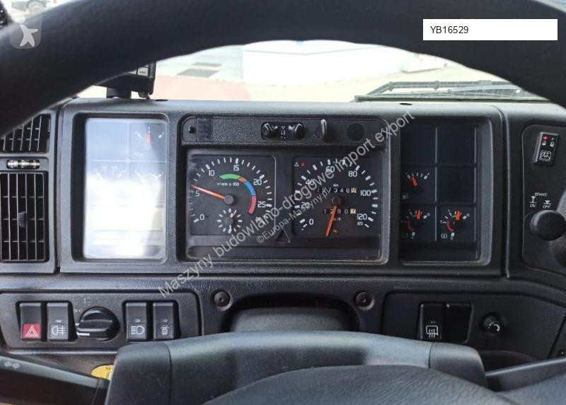 أشغال طرقية Volvo FH 12 SAVALCO HH 101 T