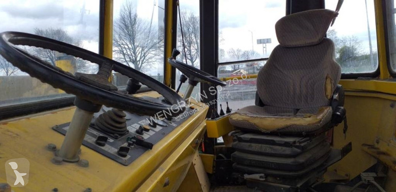 Wegenbouw  Stabilizator gruntu BOMAG MPH 122-2