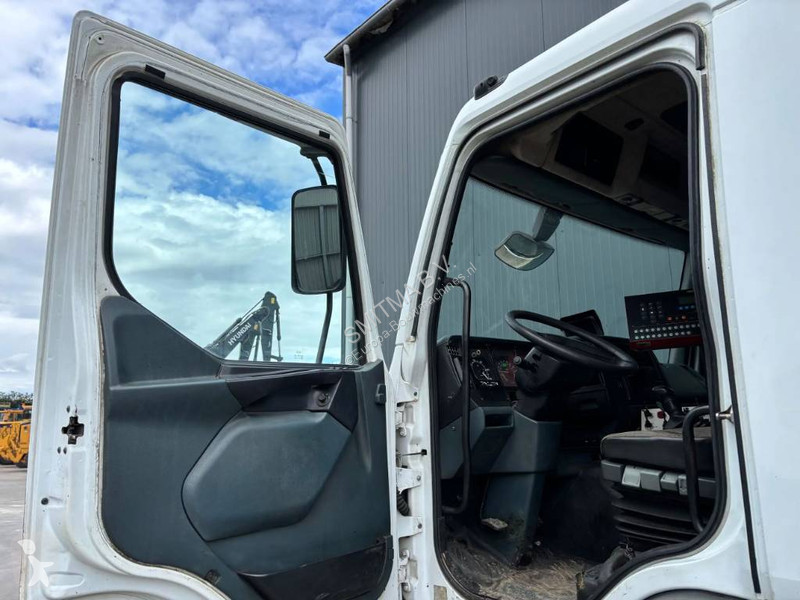 Wegenbouw Renault Rincheval 9.000 Liter...