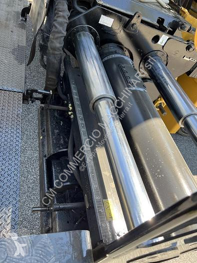Echipamente pentru lucrari rutiere Caterpillar