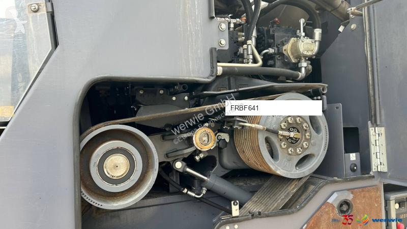 Cestné staviteľstvo Wirtgen W210Fi