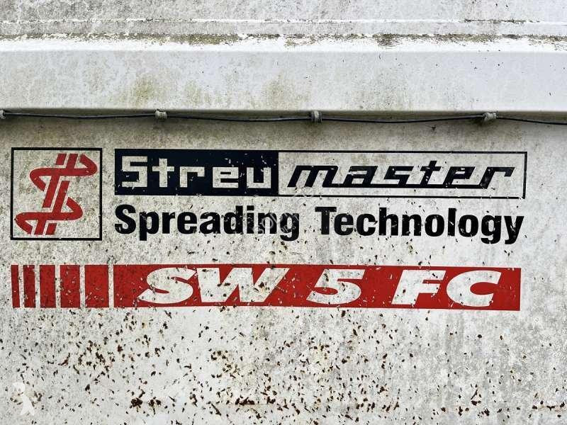 Дорожно-строительная техника Streumaster...