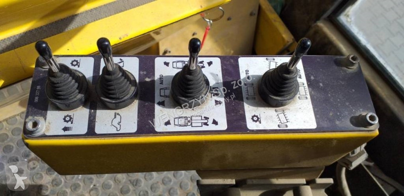 Wegenbouw  Stabilizator gruntu BOMAG MPH 122-2