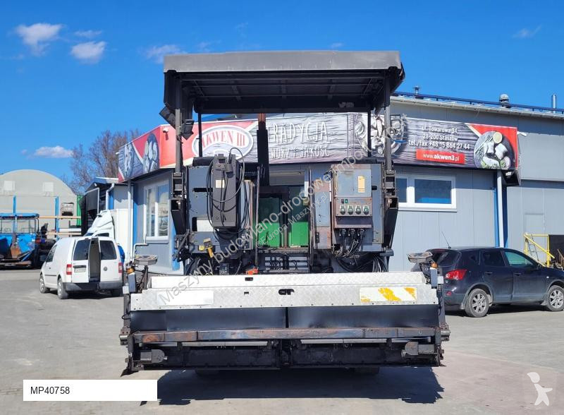 Дорожно-строительная техника ABG TITAN 326