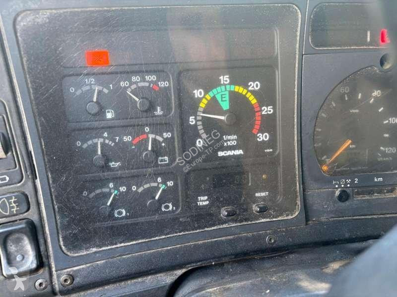 Дорожно-строительная техника Scania 124L