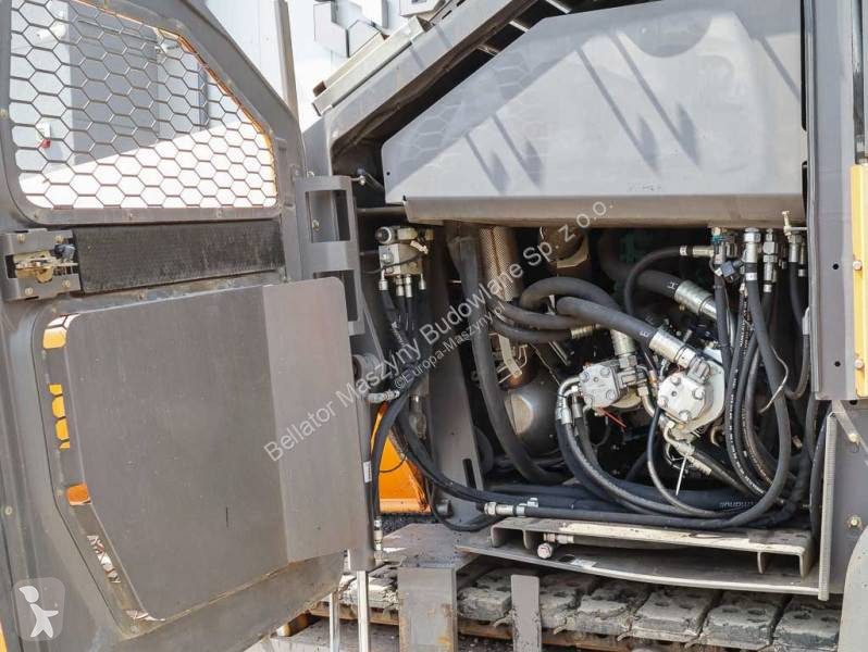 أشغال طرقية Volvo ABG P6820C