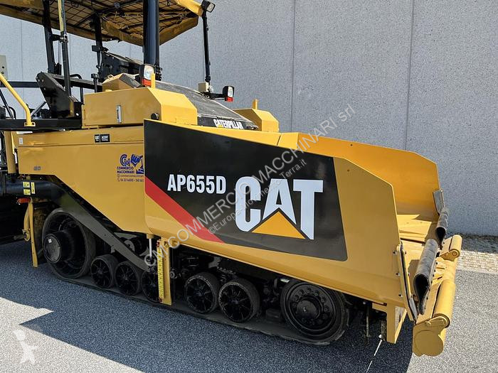 Echipamente pentru lucrari rutiere Caterpillar