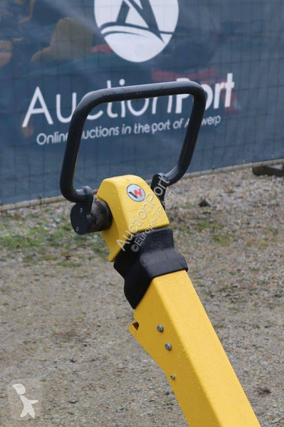 Echipamente pentru lucrari rutiere  DPU 6555