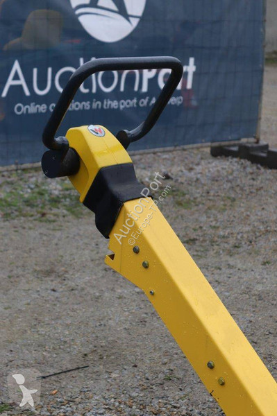 Echipamente pentru lucrari rutiere  DPU5545
