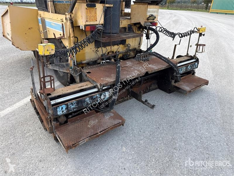 Vägarbeten Bitelli BB130 Asphalt Paver
