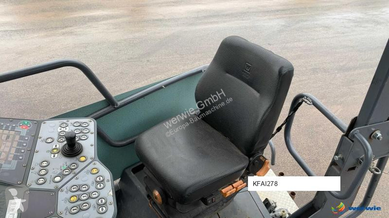Cestné staviteľstvo Vögele SUPER 1300-3i