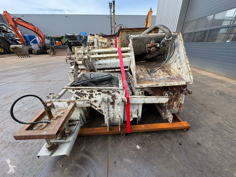 Wegenbouw Gomaco GT3400