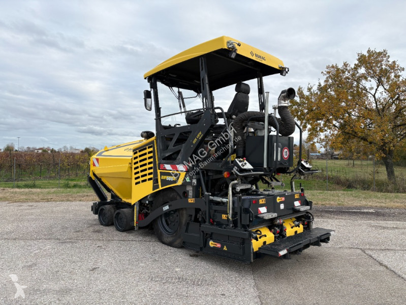 Cestné staviteľstvo Bomag  BF 300 P-2 S340-2 TV...