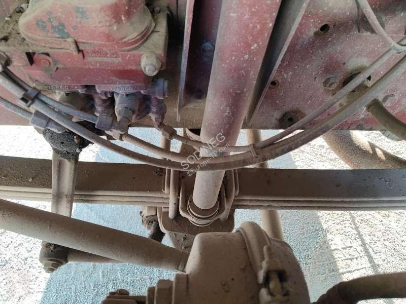 Echipamente pentru lucrari rutiere Renault  G260