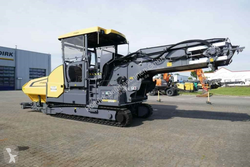 Lavori stradali Bomag BMF 2500 M