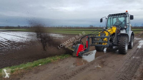 Obras de carretera segadora de arcén PTH Products nueva