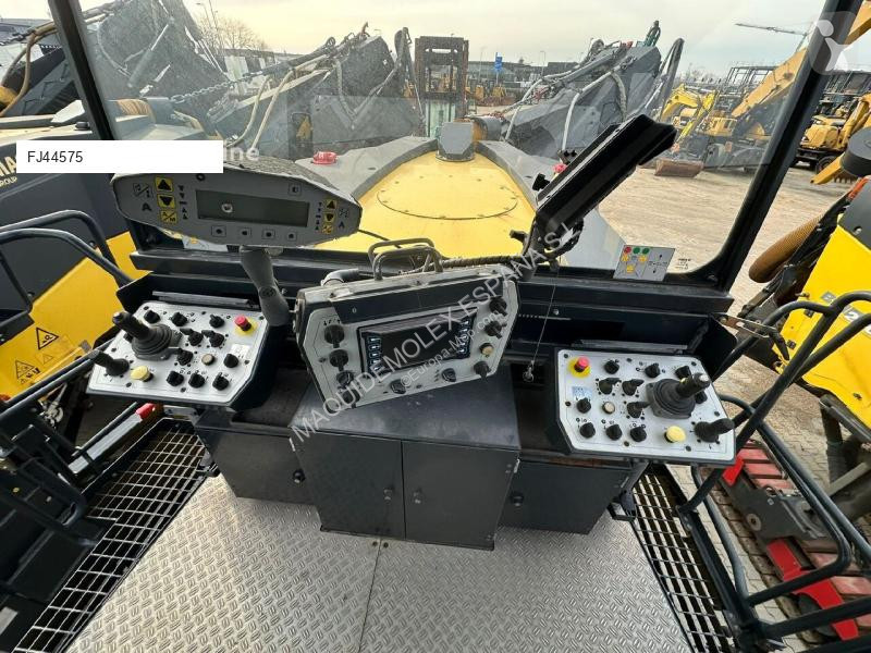Vejarbejde Bomag BM 2000/75