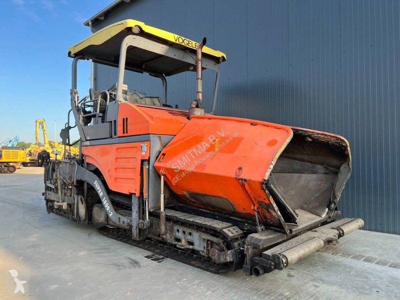 أشغال طرقية Vögele SUPER 1800-2