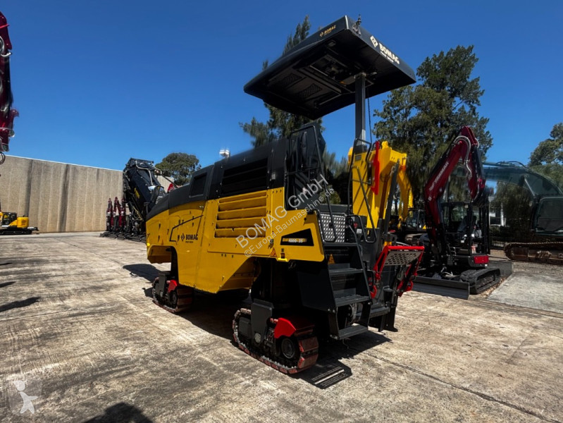 Cestné staviteľstvo Bomag  BM 1000/35-2 T3