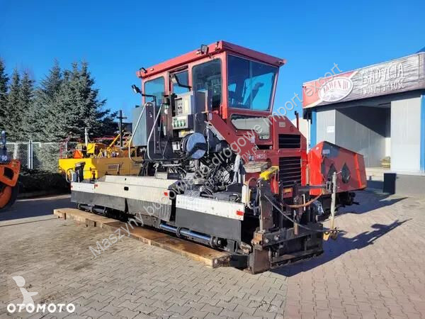 Дорожно-строительная техника ABG Titan 7820