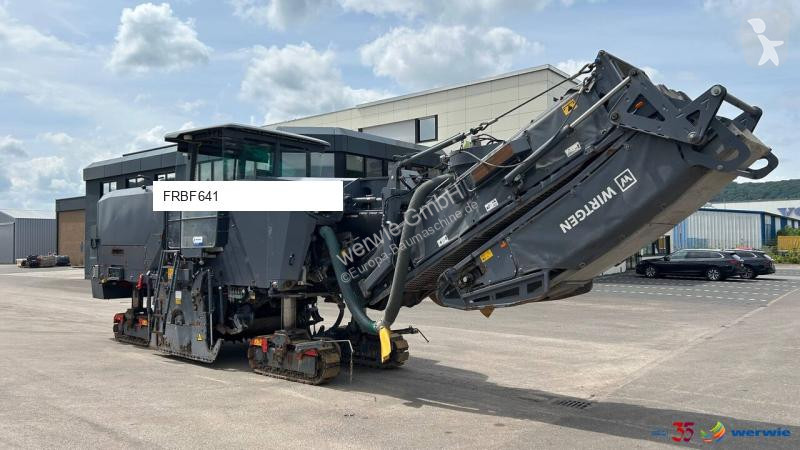 Cestné staviteľstvo Wirtgen W210Fi