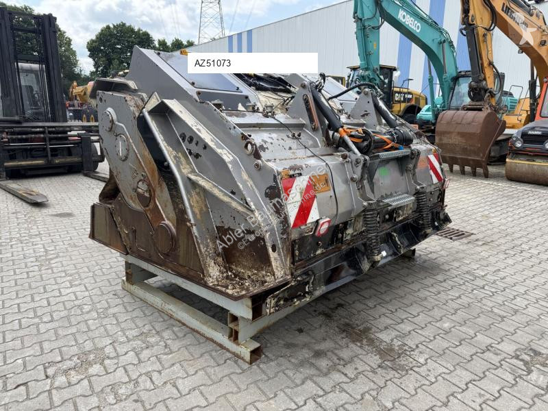 أشغال طرقية FAE Stabi FRS250