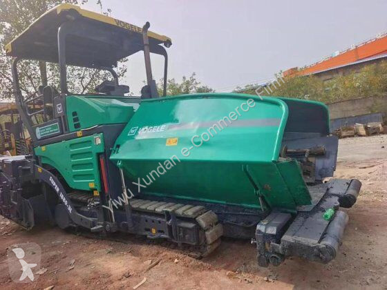 أشغال طرقية Vögele SUPER 1880-3L