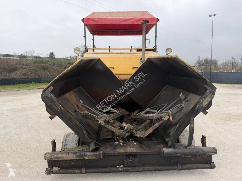 أشغال طرقية Dynapac F121-6W