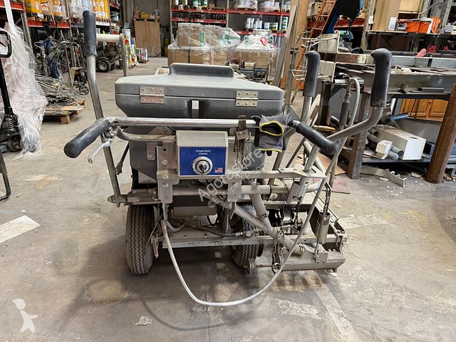 أشغال طرقية Graco thermolazer