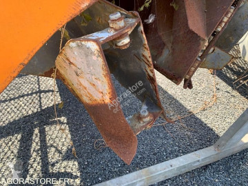 Obras públicas rodoviárias gravilhadora
