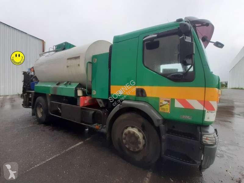 Vägarbeten Renault  PREMIUM LANDER 370 DCI 4X2