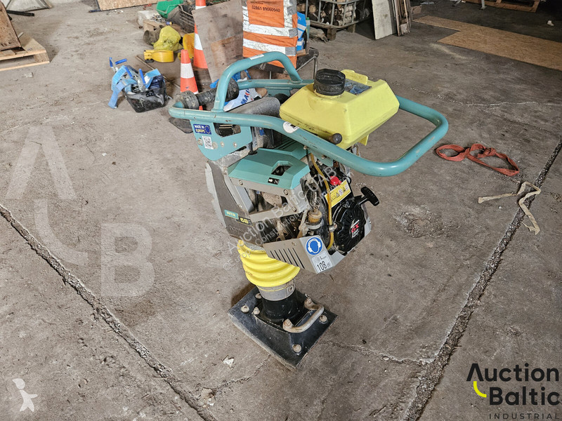 Wegenbouw Ammann ATR 68 C