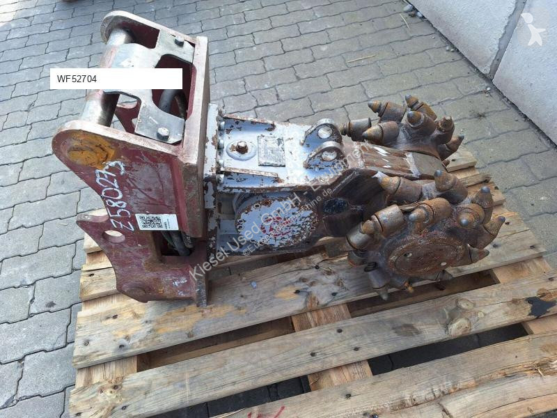 Travaux routiers Rockwheel Anbaufräse G5