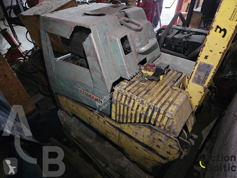 Wegenbouw Ammann AVH 6030