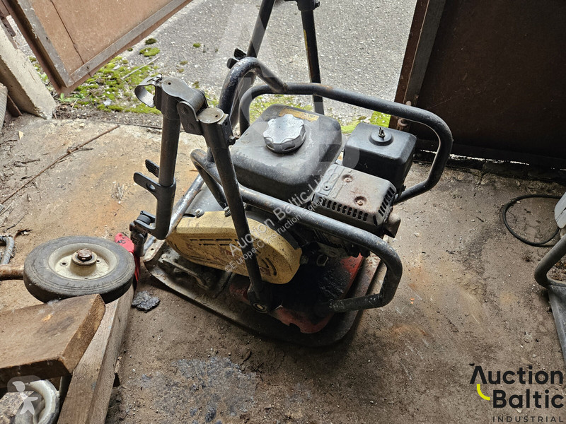 Wegenbouw Dynapac LF 100