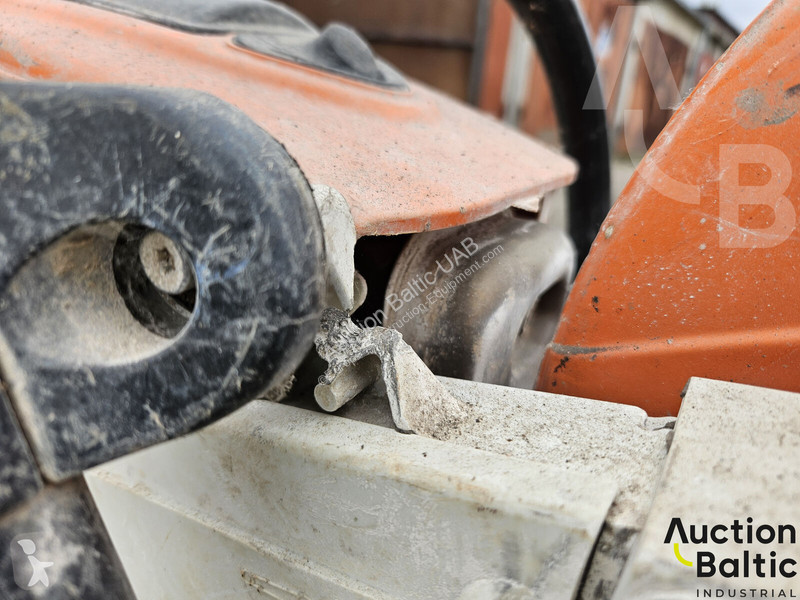 Obras públicas rodoviárias Stihl TS 700
