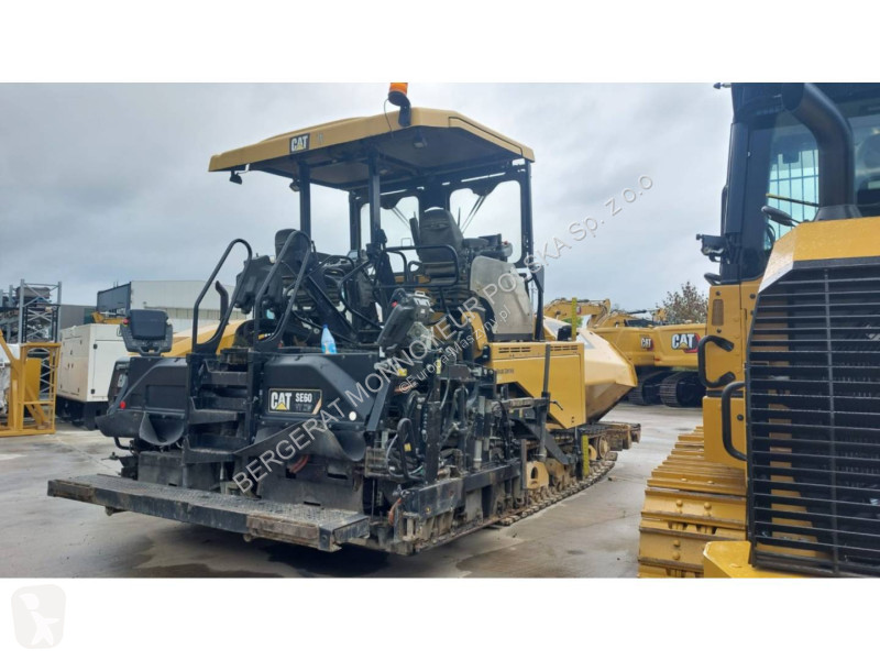 Vejarbejde Caterpillar AP655F