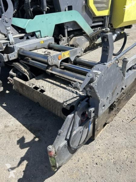 أشغال طرقية Ammann 700-3