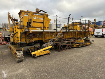 Travaux routiers Gomaco TC 600
