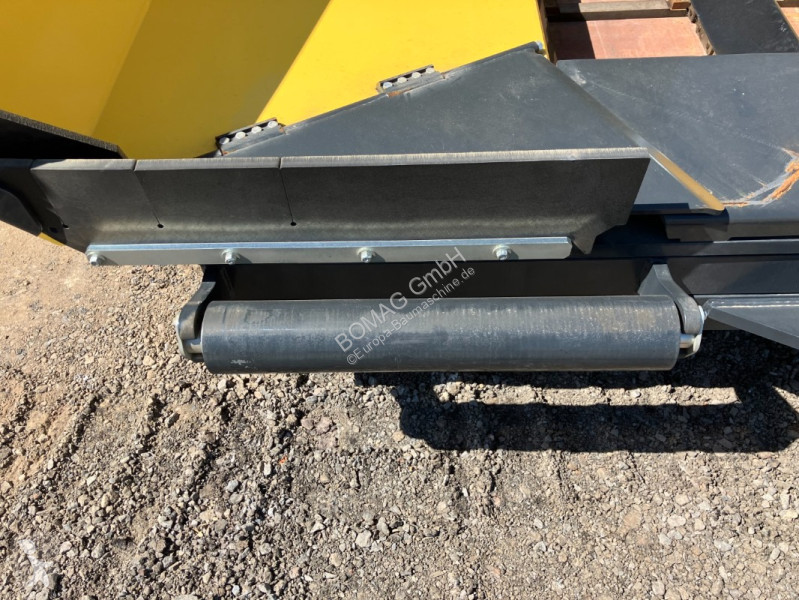 Obras de carretera Bomag  BF 800 C S600  Stage...