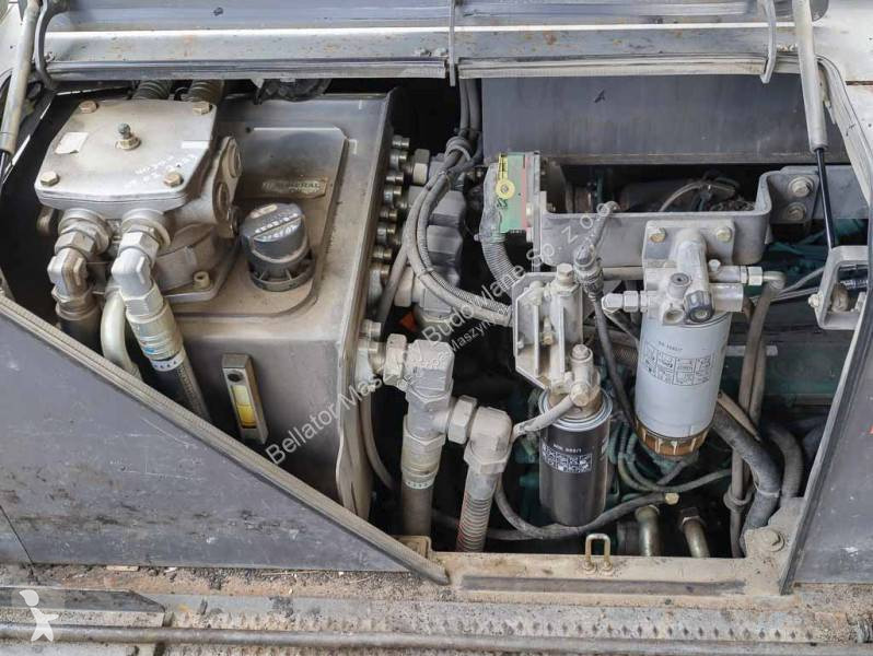 أشغال طرقية Volvo ABG P6820C