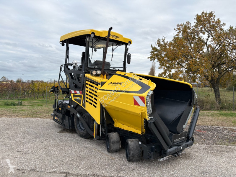 Cestné staviteľstvo Bomag  BF 300 P-2 S340-2 TV...
