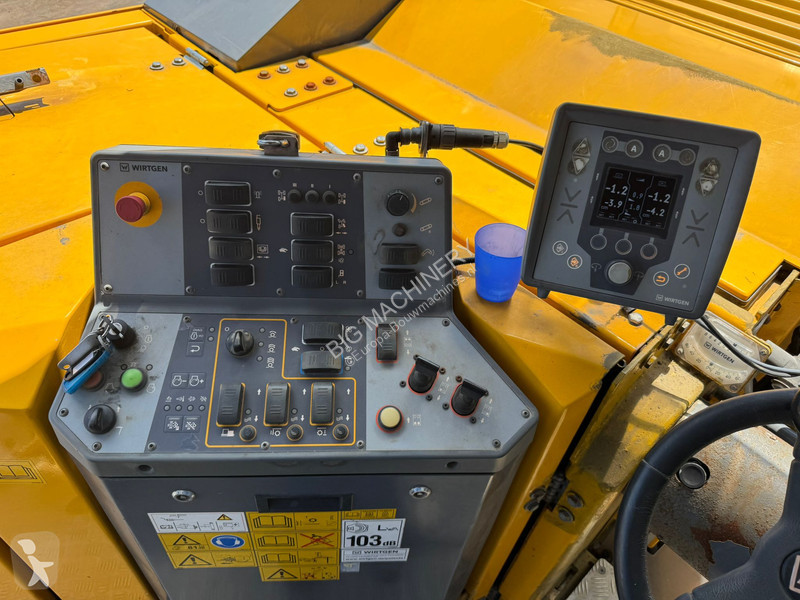 Wegenbouw Wirtgen W100CFI