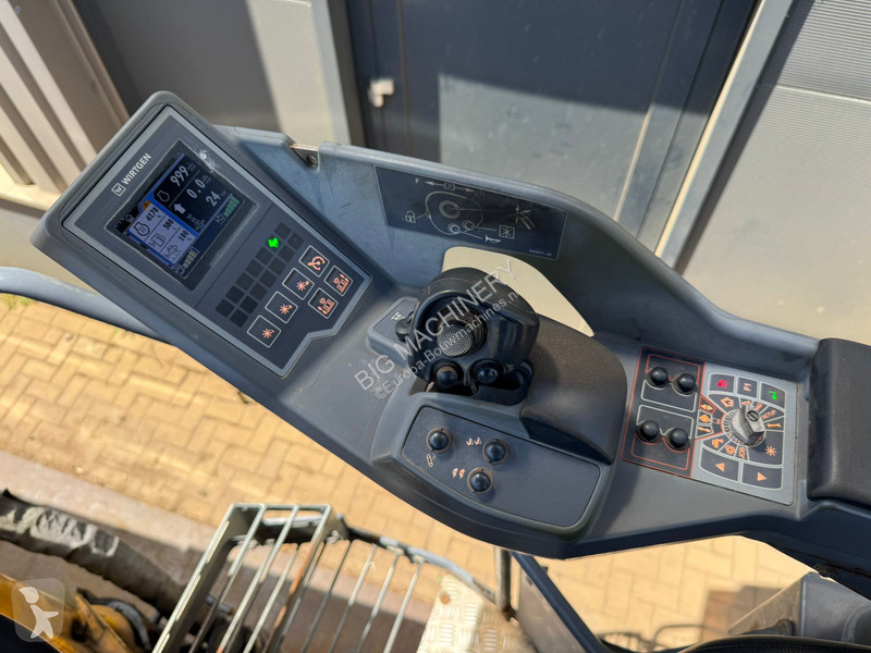 Wegenbouw Wirtgen W100CFI