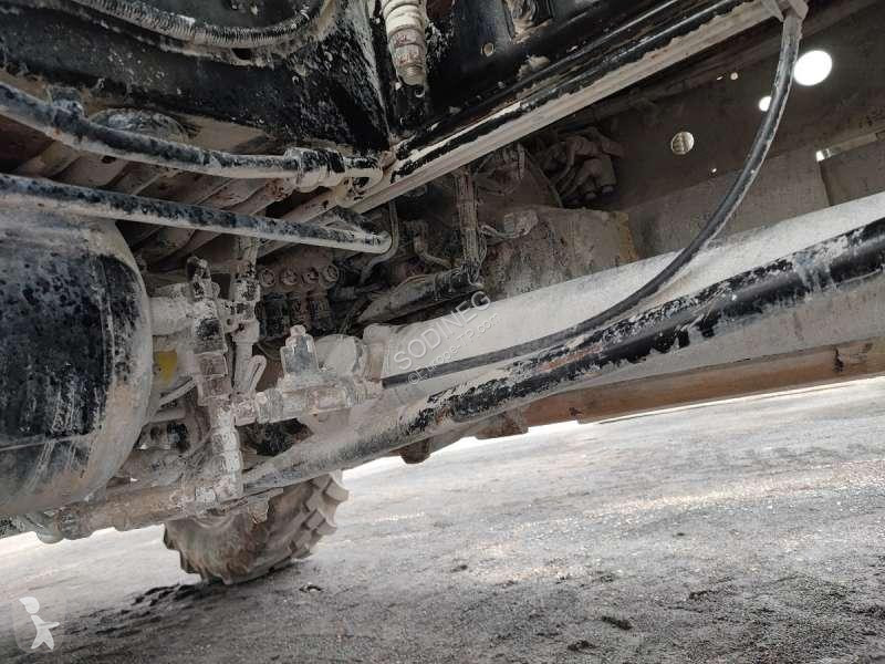 أشغال طرقية Mercedes  UNIMOG U500