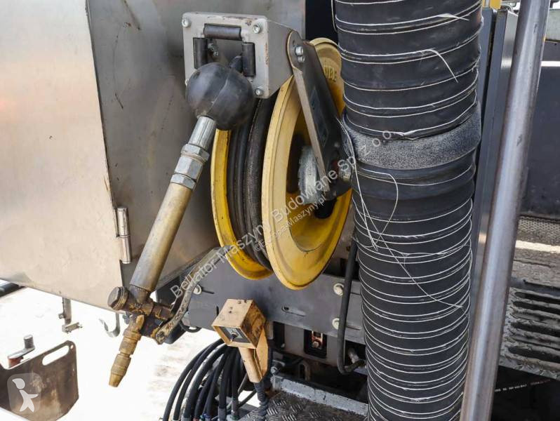 أشغال طرقية Volvo ABG P6820C