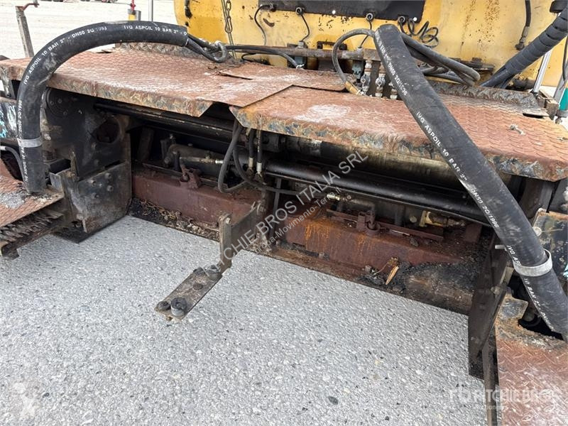 Vägarbeten Bitelli BB130 Asphalt Paver