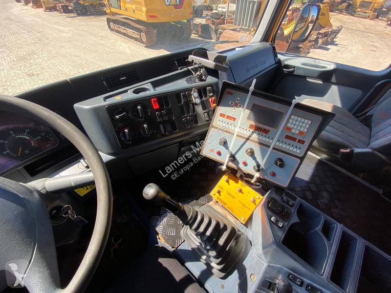 Cestné staviteľstvo Mercedes Actros 2535 with...