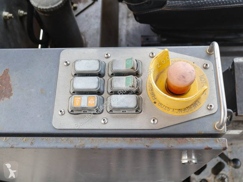 أشغال طرقية Volvo ABG P6820C