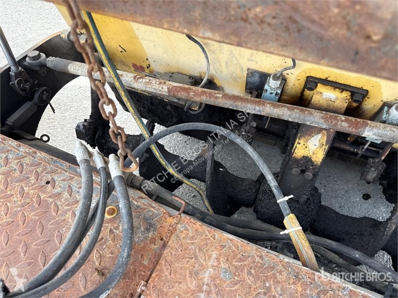 Vägarbeten Bitelli BB130 Asphalt Paver